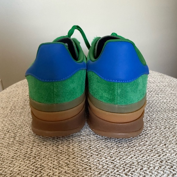 Adidas Gazelle Green with Blue Stripes - Picture 3 of 5